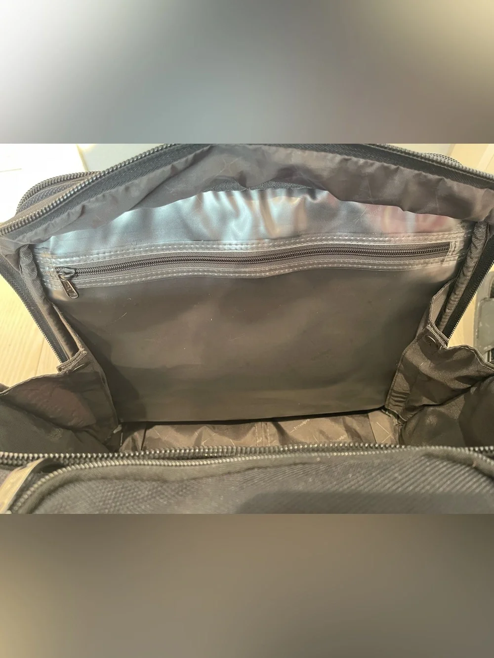 Travelpro FlightCrew5 Horizontal Rolling Overnighter